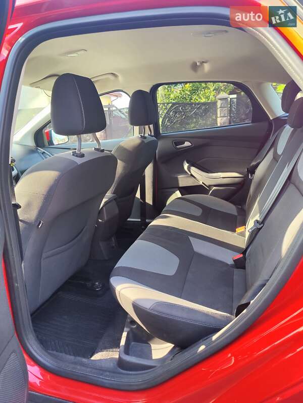 Хэтчбек Ford Focus 2013 в Львове