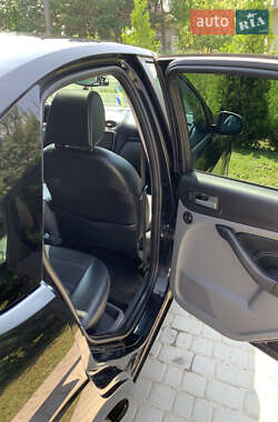 Хэтчбек Ford Focus 2008 в 