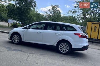 Универсал Ford Focus 2014 в 