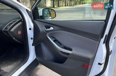 Универсал Ford Focus 2014 в 