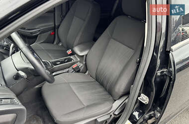 Седан Ford Focus 2016 в 