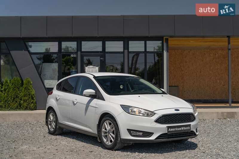 Хэтчбек Ford Focus 2016 в Черновцах