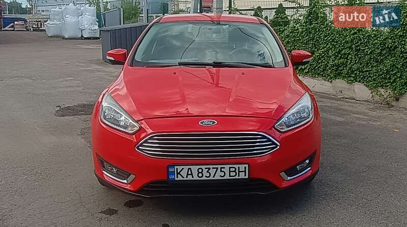Седан Ford Focus 2015 в Киеве фото 4 Седан Ford Focus 2015 в Киеве