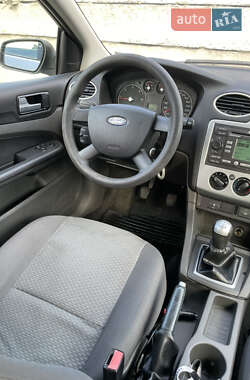 Универсал Ford Focus 2005 в 