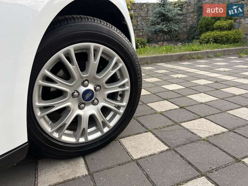 Хетчбек Ford Focus 2014 в Стрию
