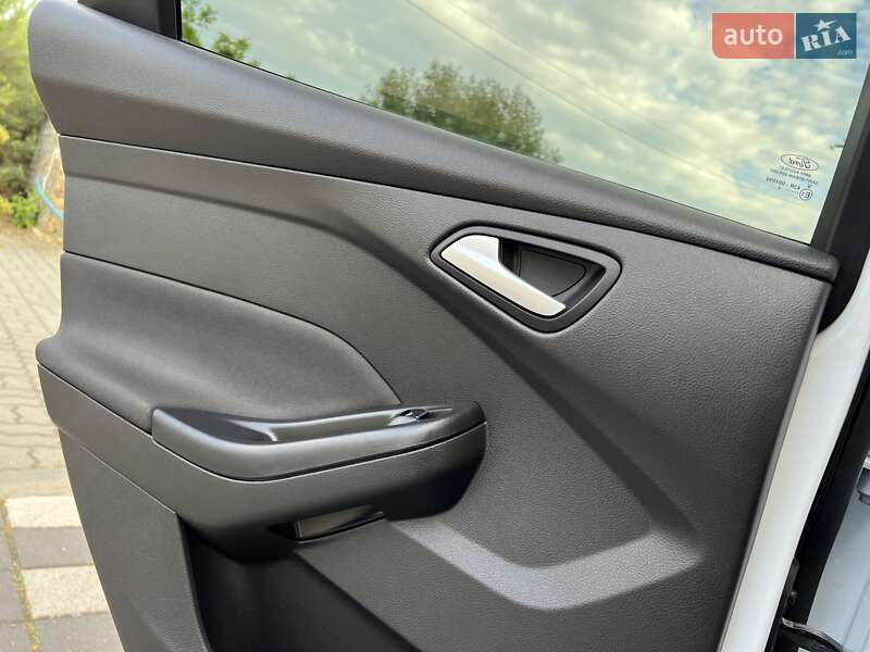 Хетчбек Ford Focus 2014 в Стрию