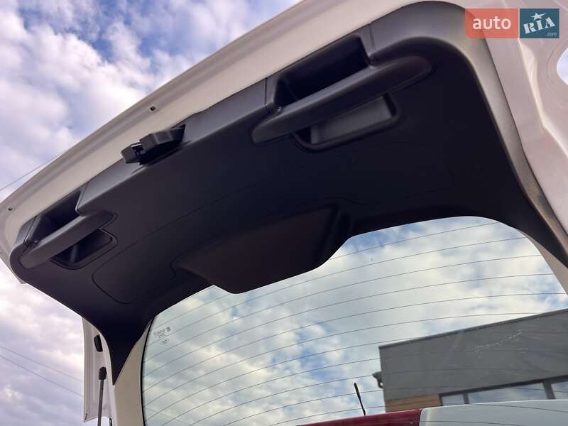 Хетчбек Ford Focus 2014 в Стрию