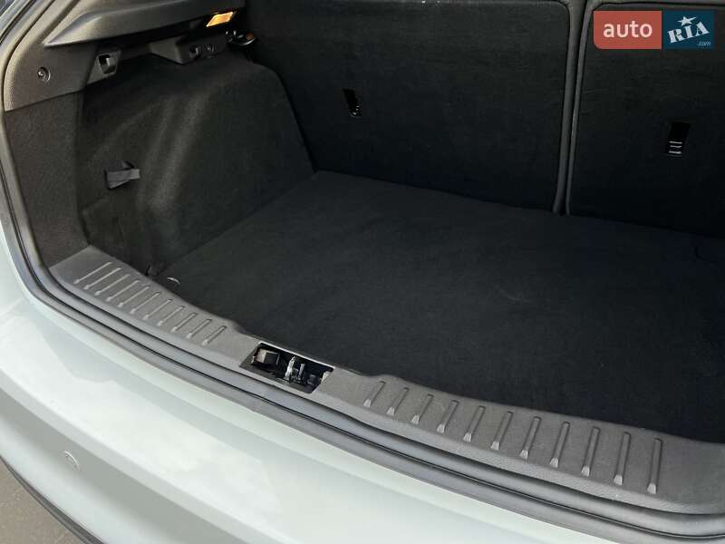 Хетчбек Ford Focus 2014 в Стрию
