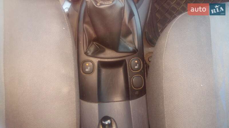 Универсал Ford Focus 2003 в Новояворовске