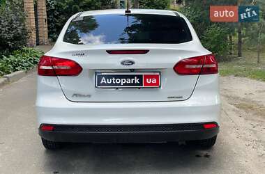 Седан Ford Focus 2016 в 
