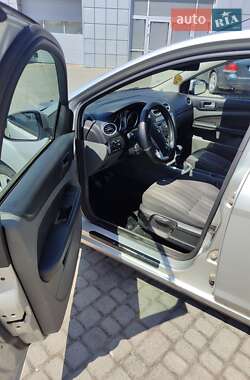 Универсал Ford Focus 2010 в 