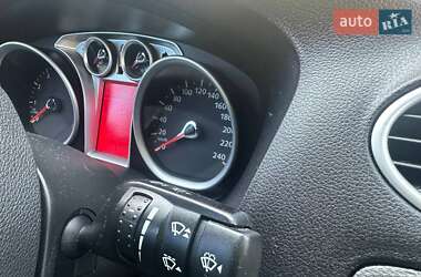 Хэтчбек Ford Focus 2009 в 