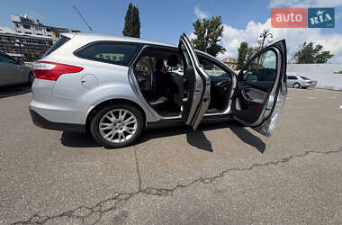 Универсал Ford Focus 2012 в 