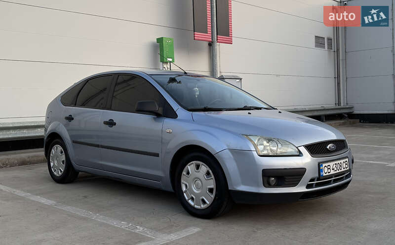 Хэтчбек Ford Focus 2005 в Киеве