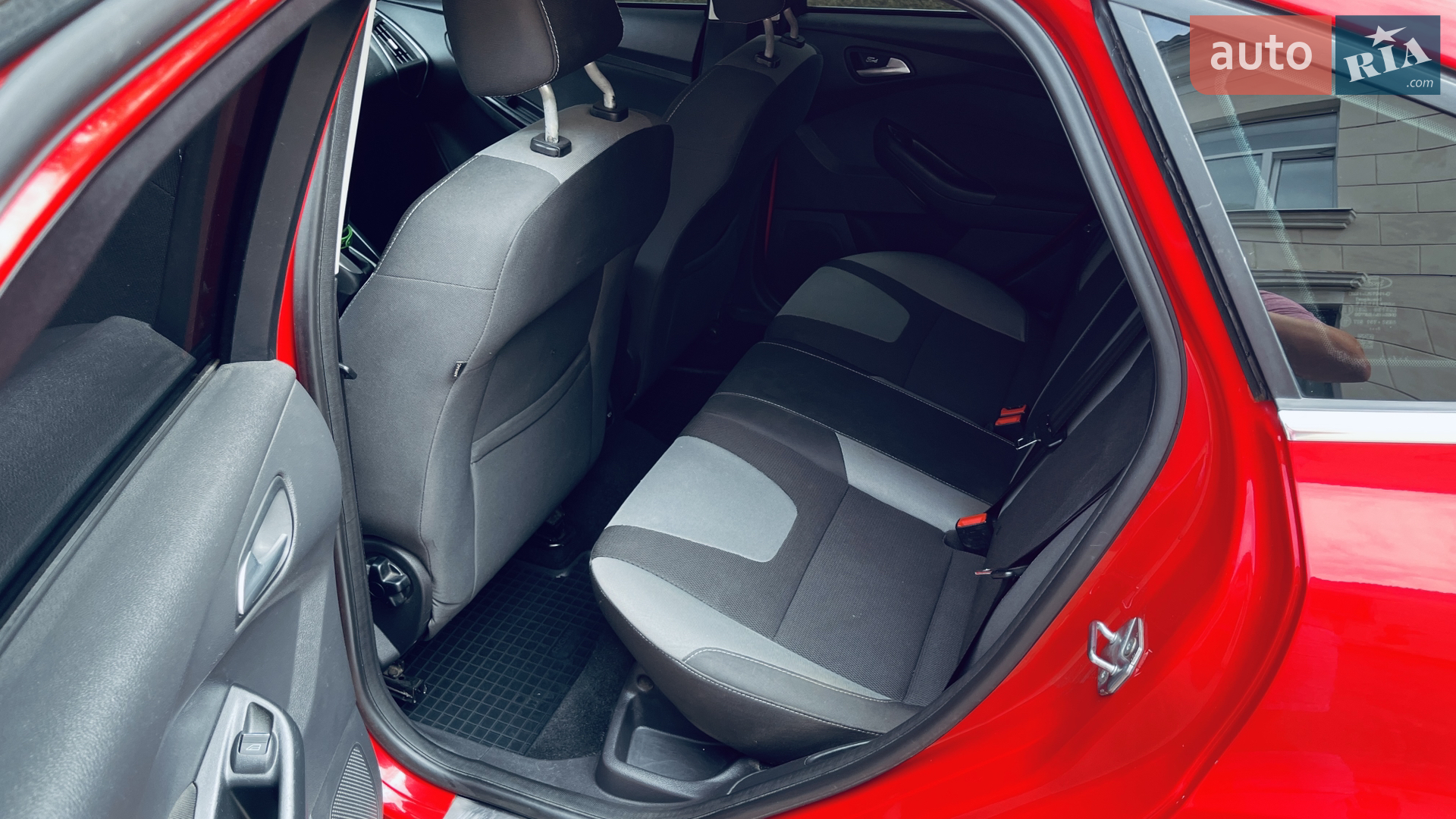 2012 Ford Focus - мініатюра 9