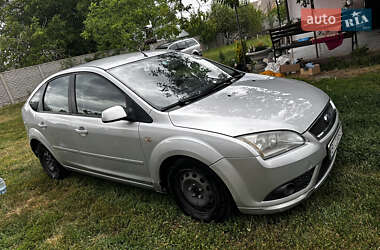 Хэтчбек Ford Focus 2006 в 