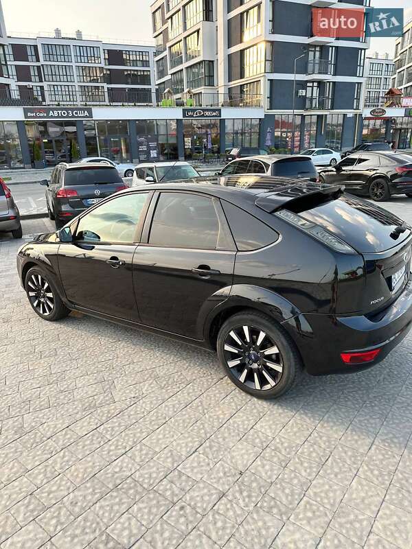 Хетчбек Ford Focus 2009 в Львові