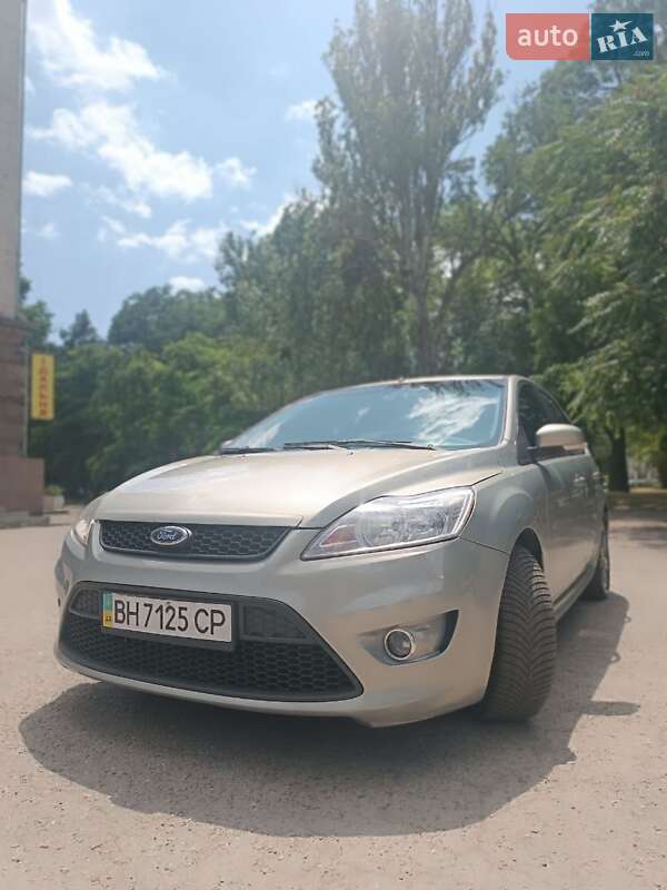 Ford Focus 2010