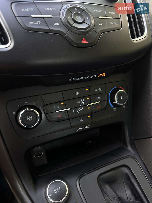 Седан Ford Focus 2015 в Киеве