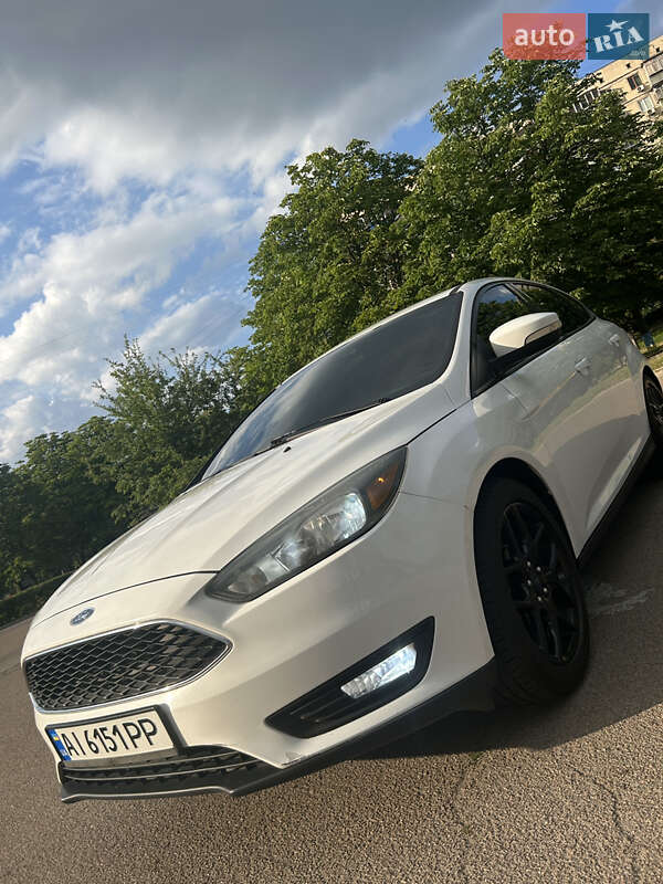 Хэтчбек Ford Focus 2016 в 