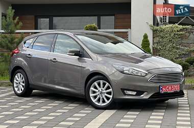 Хэтчбек Ford Focus 2016 в 
