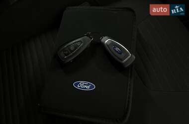 Хэтчбек Ford Focus 2016 в 