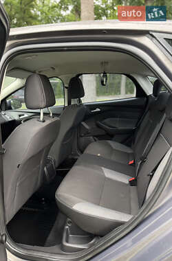 Седан Ford Focus 2013 в 