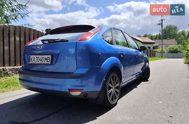 Хэтчбек Ford Focus 2007 в 