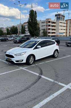 Хэтчбек Ford Focus 2017 в 