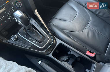 Седан Ford Focus 2017 в 