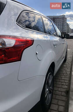 Универсал Ford Focus 2013 в 
