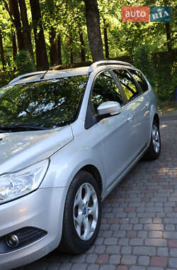 Универсал Ford Focus 2010 в 