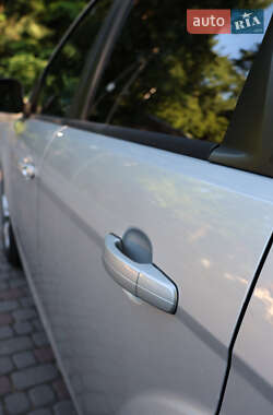 Универсал Ford Focus 2010 в 