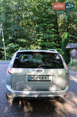 Универсал Ford Focus 2010 в 