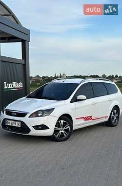 Универсал Ford Focus 2009 в Шумске