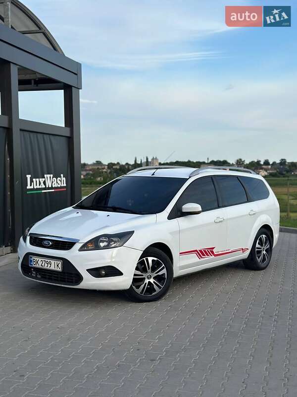 Универсал Ford Focus 2009 в 
