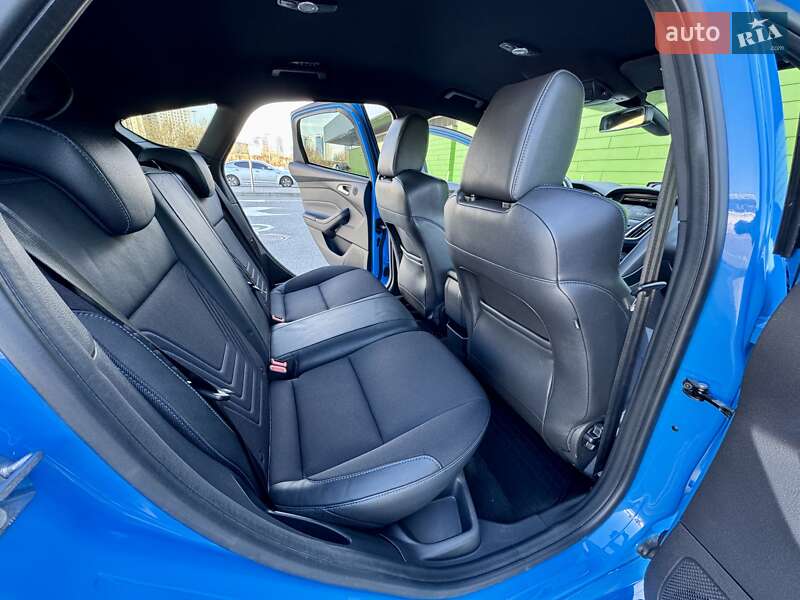 Хэтчбек Ford Focus 2016 в Киеве