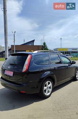 Универсал Ford Focus 2010 в 