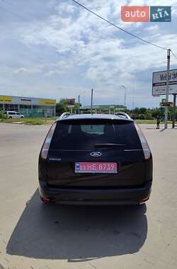 Универсал Ford Focus 2010 в 