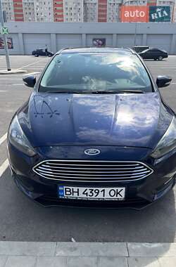Хэтчбек Ford Focus 2017 в 