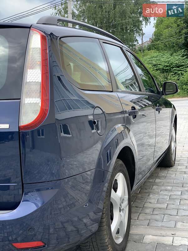Универсал Ford Focus 2010 в Кременце