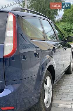 Универсал Ford Focus 2010 в 
