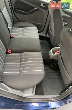 Универсал Ford Focus 2010 в 