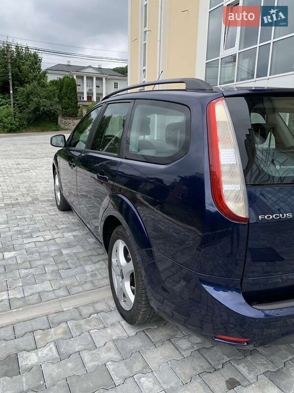Универсал Ford Focus 2010 в Кременце