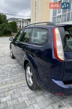 Универсал Ford Focus 2010 в 