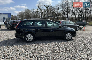 Универсал Ford Focus 2011 в 