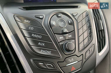 Универсал Ford Focus 2013 в 