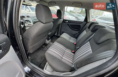 Универсал Ford Focus 2010 в 