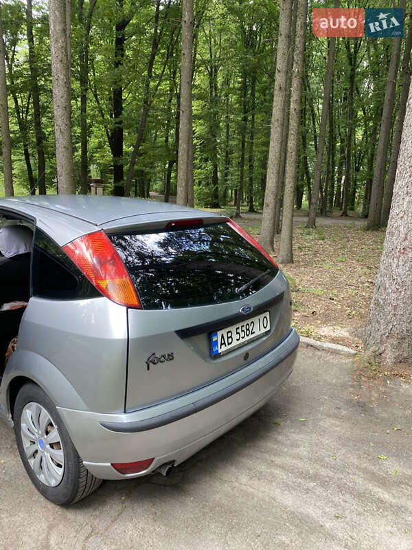 Хэтчбек Ford Focus 2004 в Виннице
