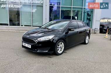 Седан Ford Focus 2016 в 